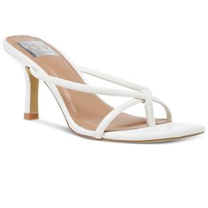 DV BY DOLCE VITA WHITE HEEL SANDALS!